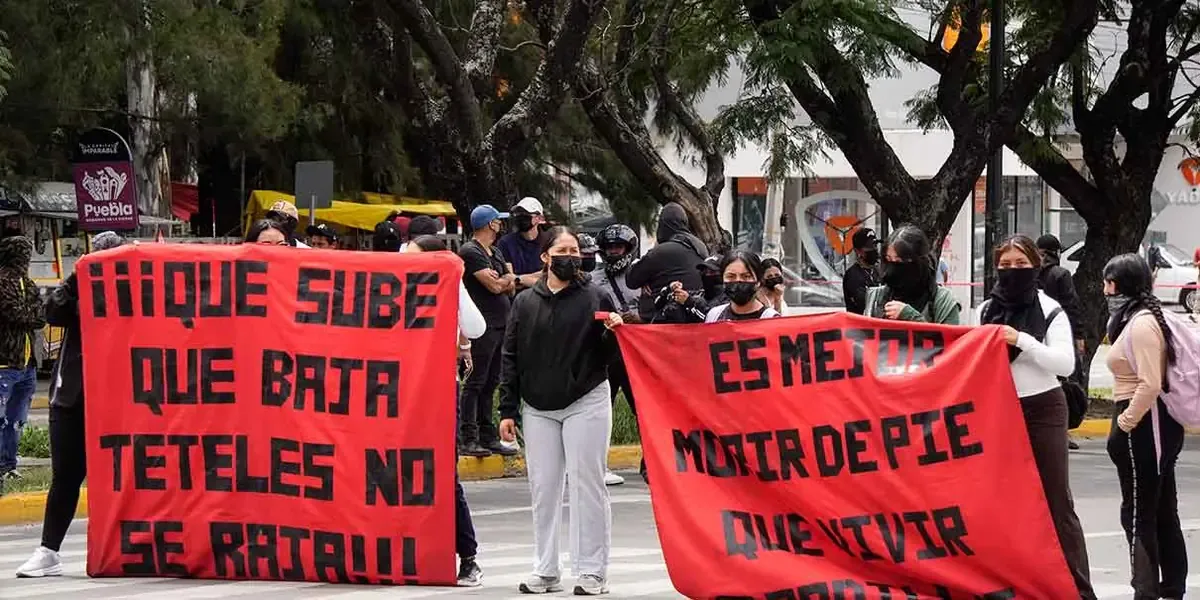 Alumnas demandan la intervención de las autoridades y rechazan grupos hostiles en su protesta.