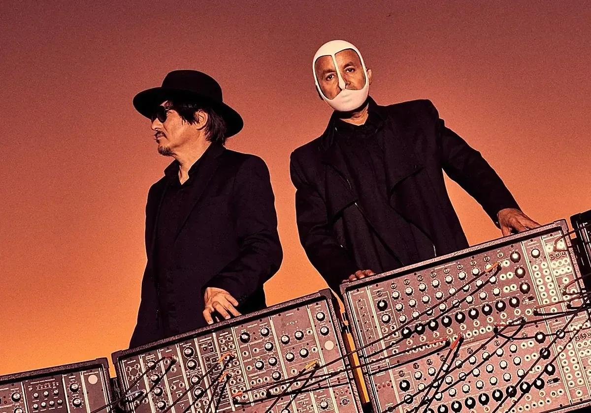 Bostich + Fussible, fundadores de Nortec, presentan su música mestiza en un espectáculo íntimo.