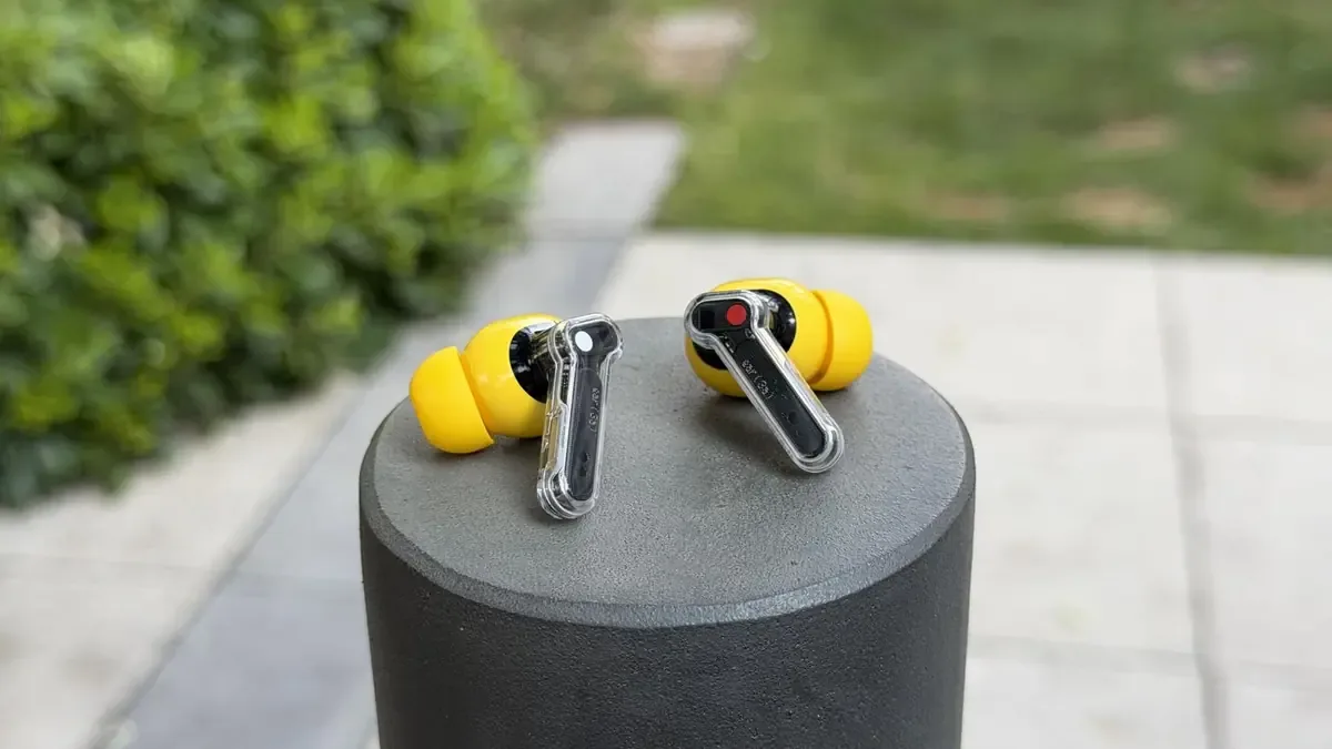 Descubre las novedades de los Ear (3a) que combinan estética, calidad de sonido y funcionalidades inteligentes.