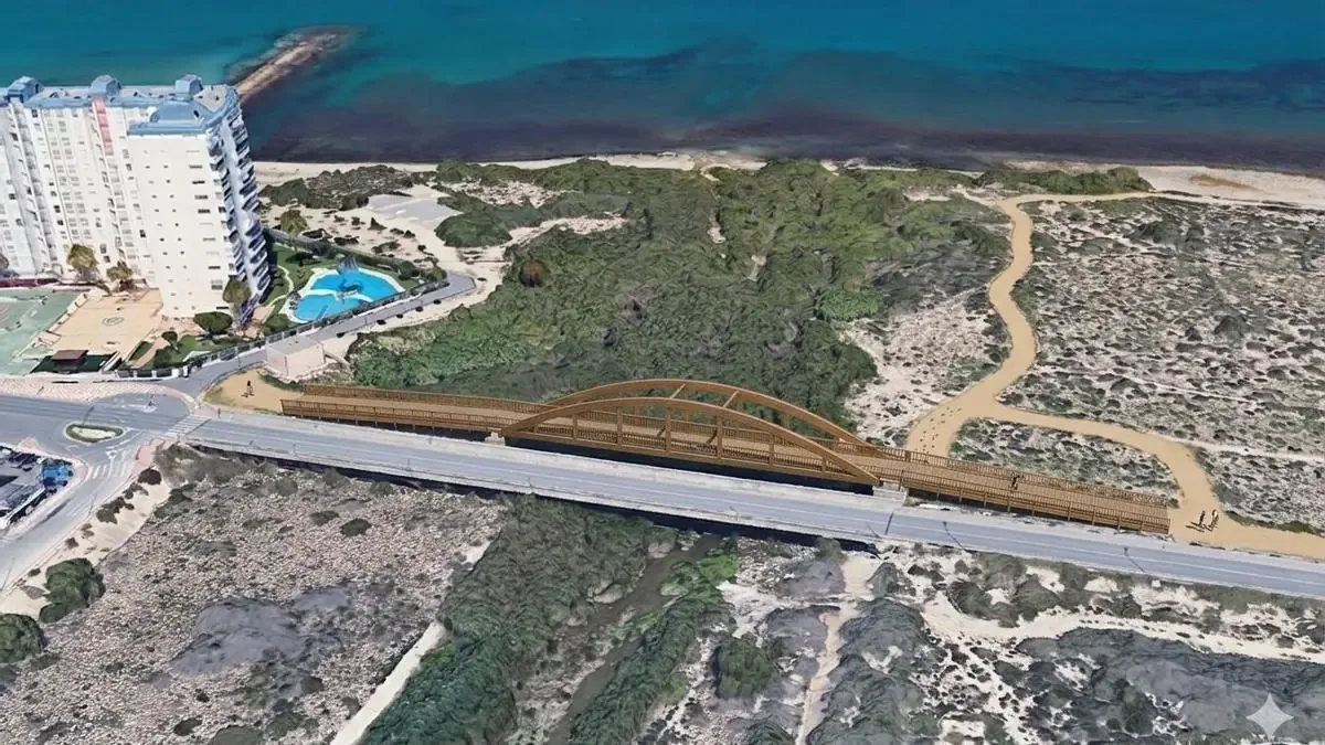 La construcción de la pasarela promueve la movilidad sostenible y la regeneración natural en la zona.