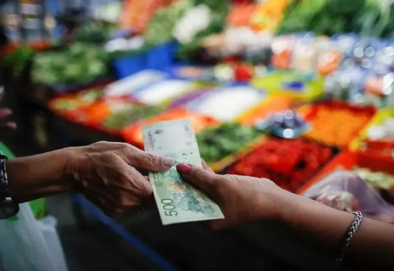 Nuevas cifras elevan la preocupación por el costo de vida y la economía.