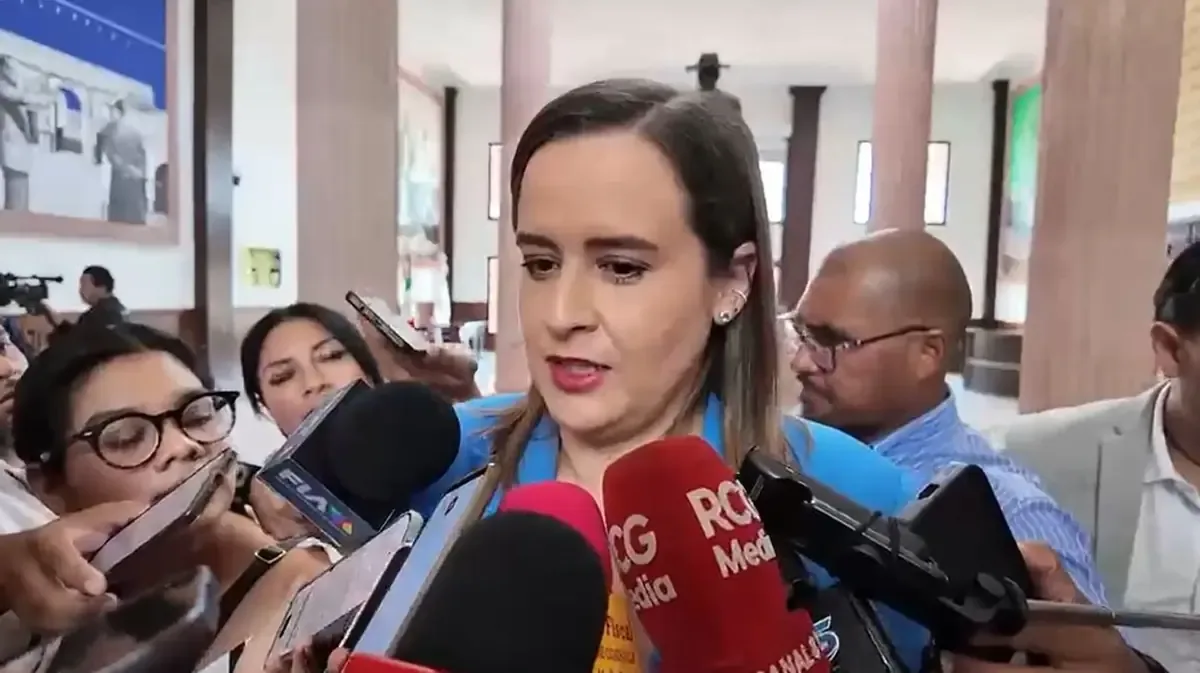 El Ayuntamiento notifica al Congreso sobre la ausencia del alcalde y el partido decidirá sobre los sucesores.