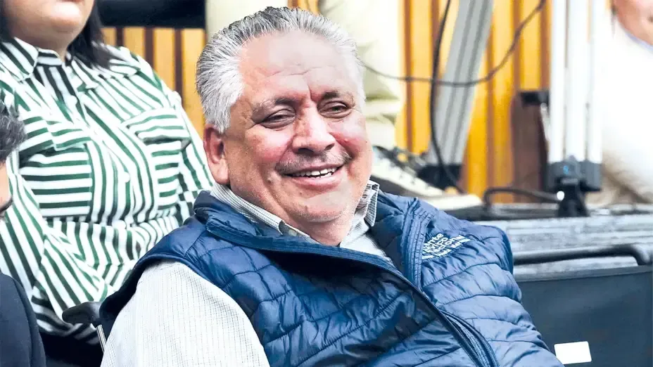 Somos México y PAZ logran registro ante el INE; otros partidos enfrentan dificultades.