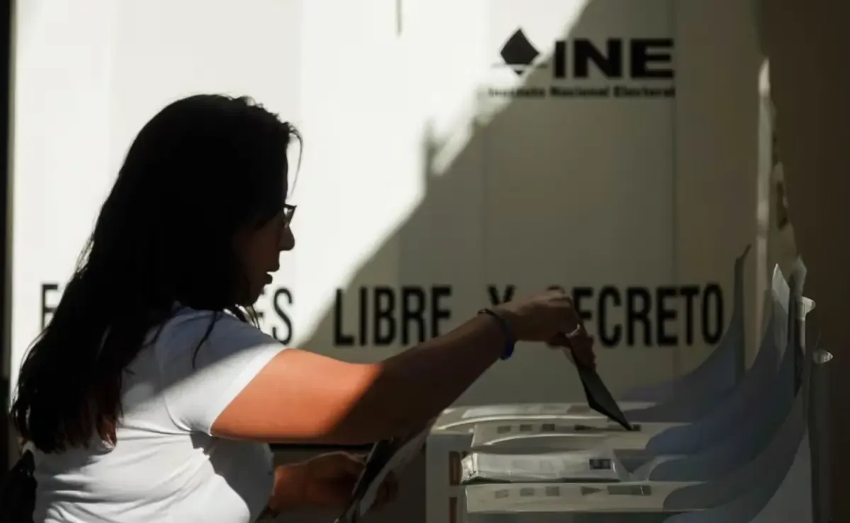 El 83.9% de la población desconfía de partidos políticos, según Inegi.