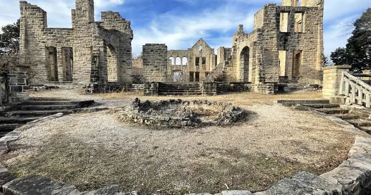 Ocho impresionantes lugares en Misuri ofrecen aventuras sin arruinar tu presupuesto.