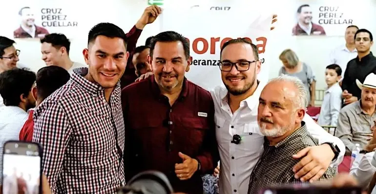 El alcalde con licencia enfatiza su apoyo al aspirante en la Cuarta Transformación.