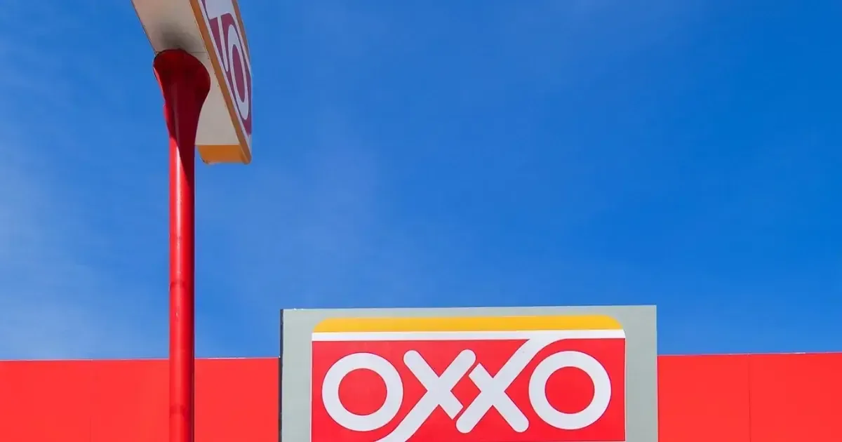 Oferta laboral incluye sueldo de 9,600 pesos y prestaciones para nuevos trabajadores.