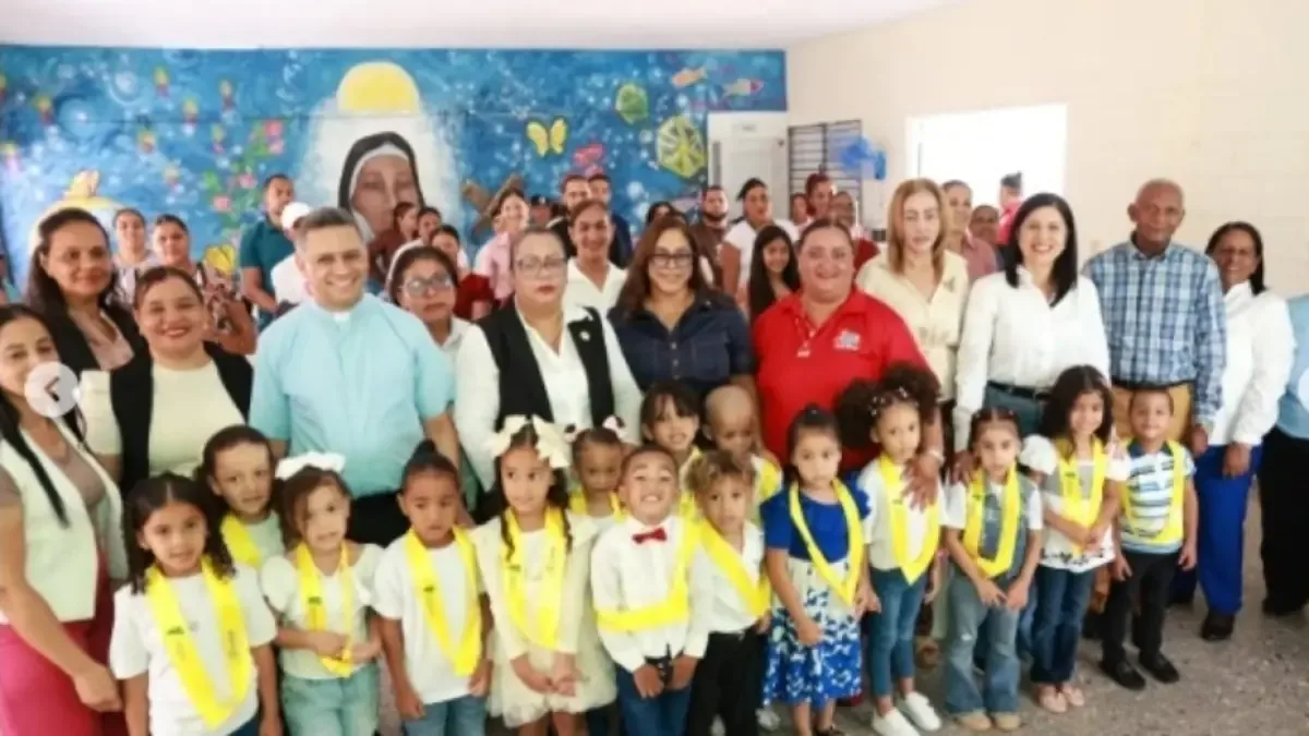La ceremonia destacó el desarrollo infantil y el compromiso de la comunidad en la formación educativa de los menores.