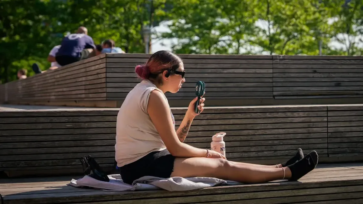 El sur de Estados Unidos enfrenta una ola de calor extremo que rompe récords históricos en varias ciudades.