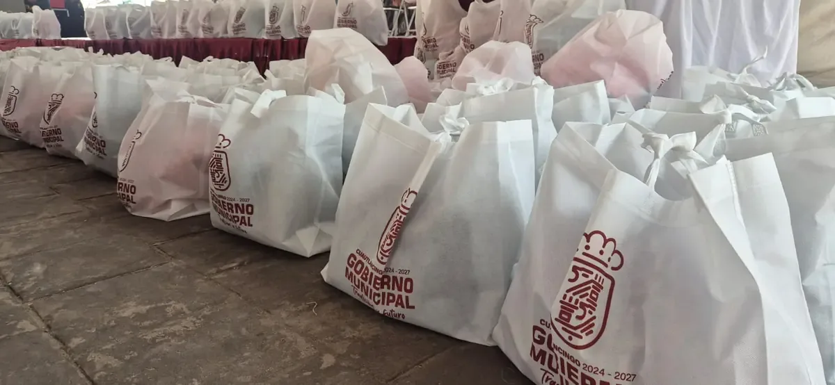 Este apoyo busca aliviar los gastos de jefas de familia en el regreso a clases.