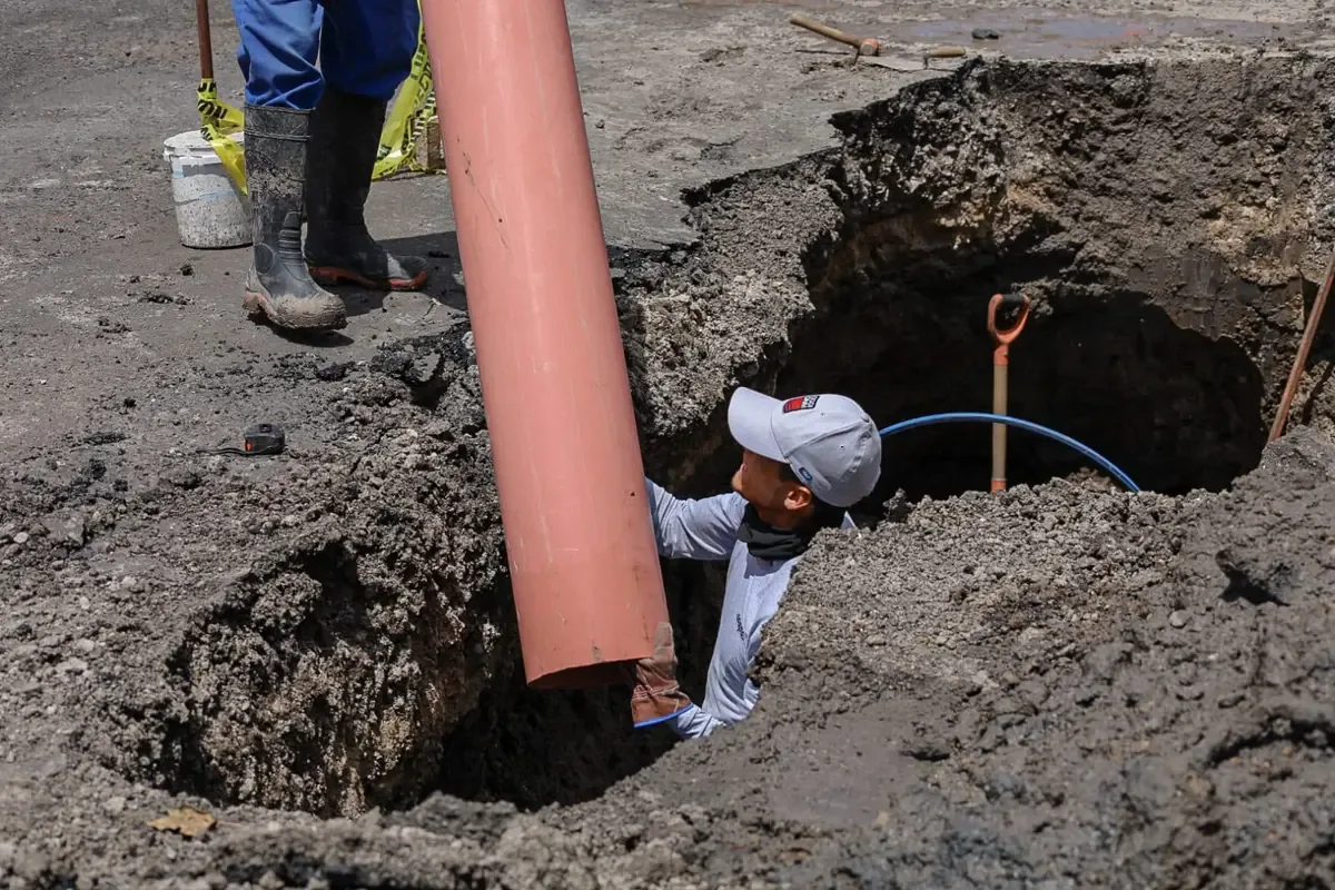 La pronta atención del Ooapas previene mayores afectaciones en la infraestructura y vialidades de Morelia.