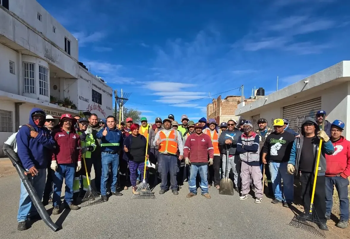 Operativos de limpieza en Guadalupe, Zacatecas, eliminando más de 20 toneladas de desechos.
