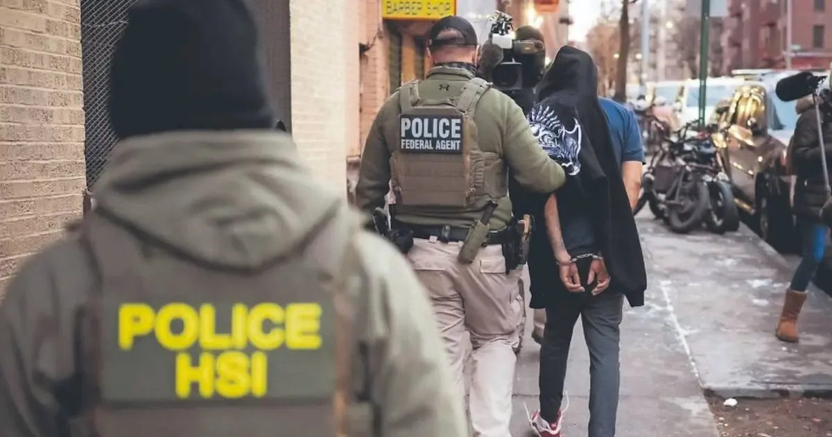 Operativos de seguridad nacionales en EE. UU. resultan en masivos arrestos.