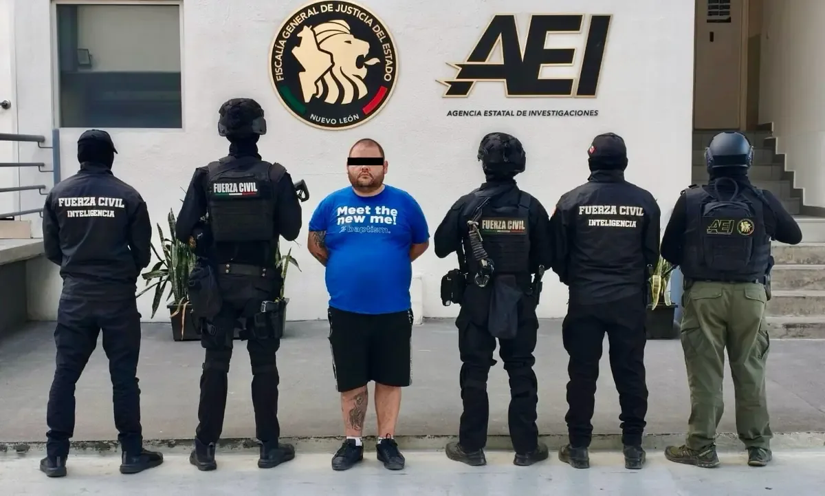 Operativos de seguridad resultaron en la captura de tres sospechosos y el aseguramiento de diversas dosis de narcóticos.