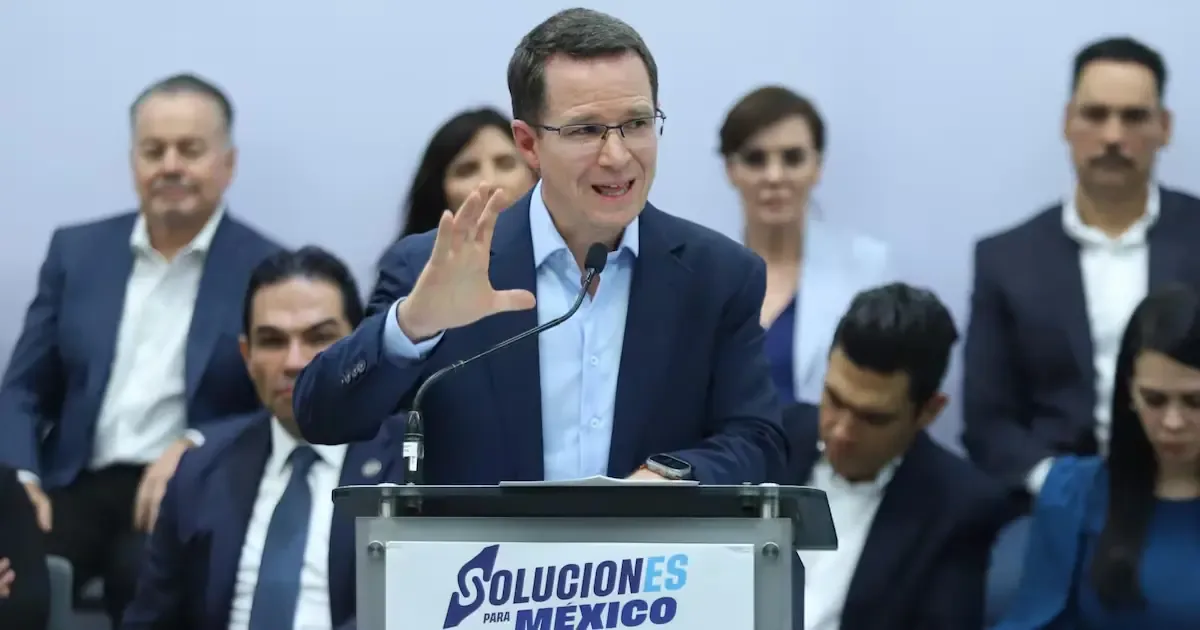 Los senadores exigen una revisión del modelo educativo ante la crisis educativa en el país.