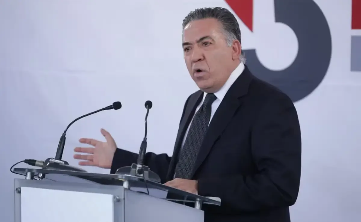 Legisladores critican la permanencia de Inzunza en la comisión, señalando acusaciones graves en su contra.