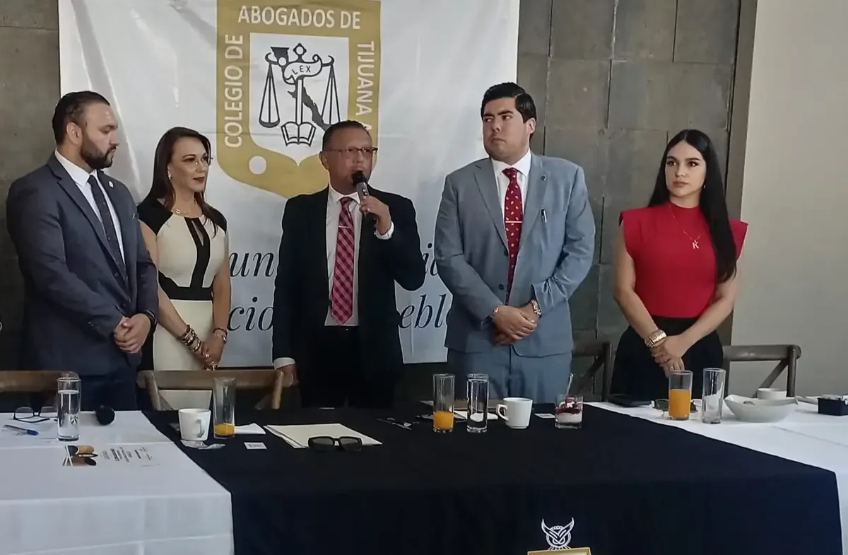 Se giran órdenes contra ex funcionarios del Registro Público de la Propiedad en Tijuana.