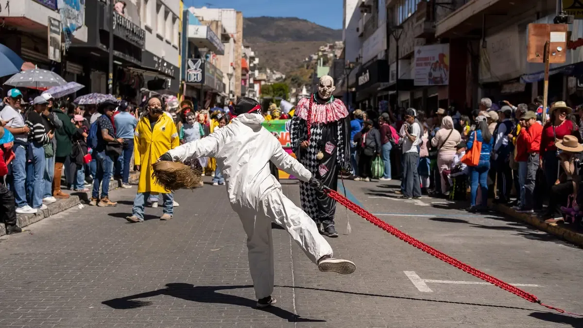 El PerroFest reunió a familias y grupos comprometidos con la protección animal en Pachuca.