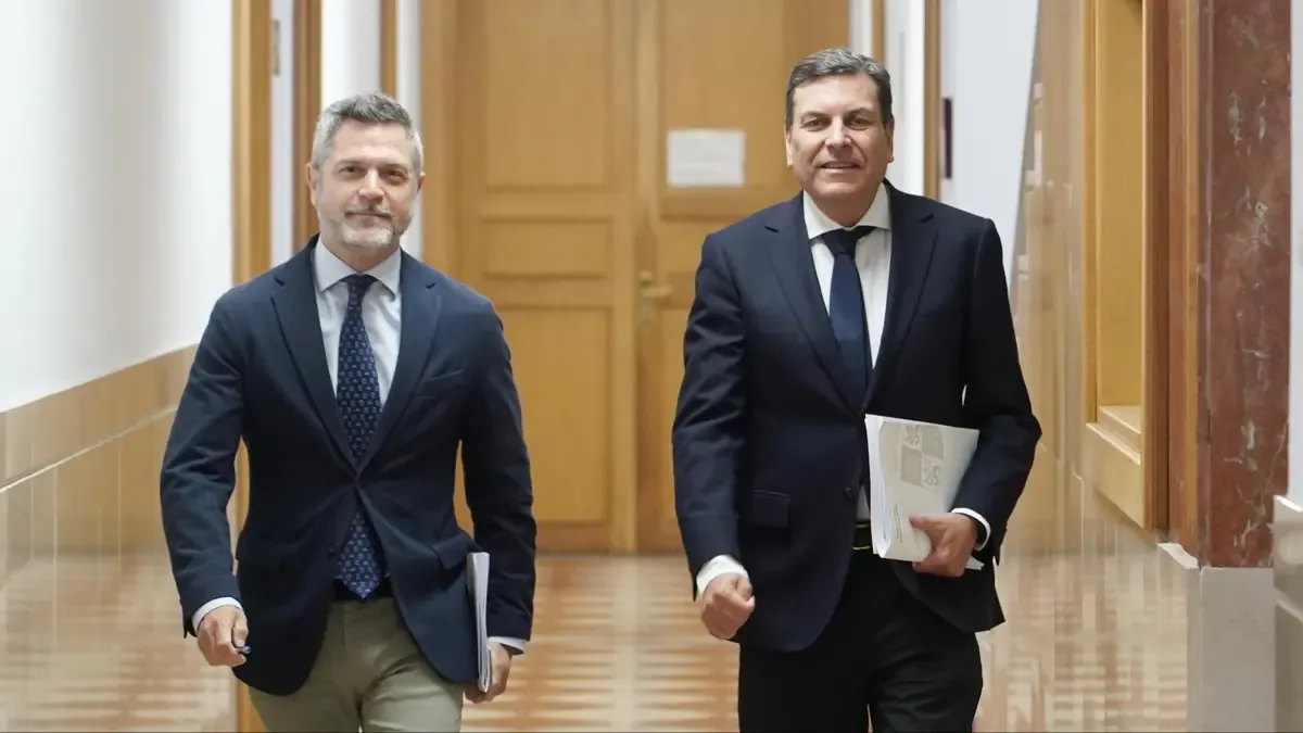 La Junta busca un acuerdo concreto para avanzar en el gobierno regional.