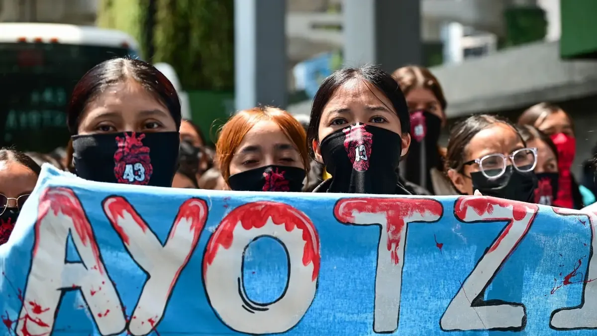 La manifestación busca recordar y exigir justicia por la desaparición de los estudiantes en 2014.