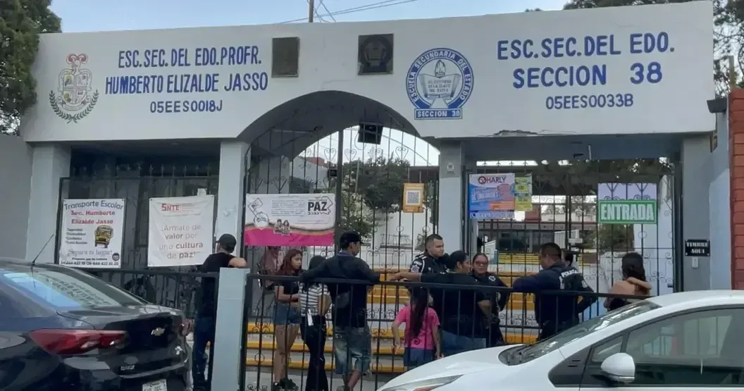 Los padres exigen medidas de protección tras denuncias de conductas inapropiadas.