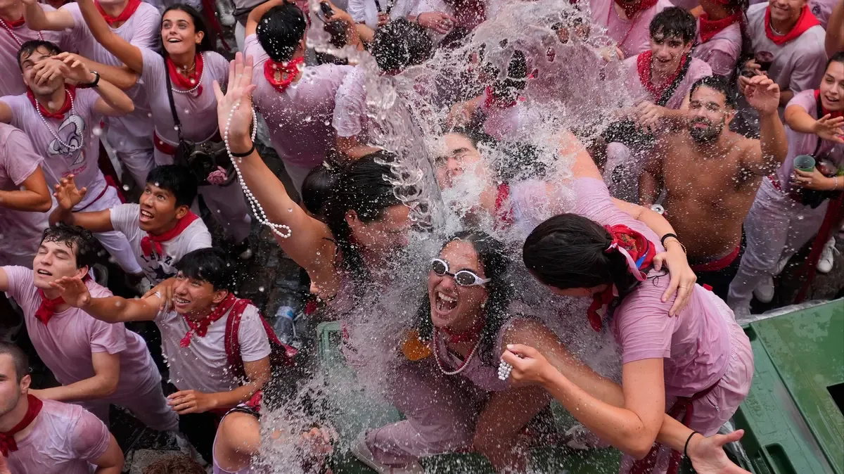La fiesta de San Fermín celebrará su esencia del 6 al 14 de julio con eventos y conciertos para todos.
