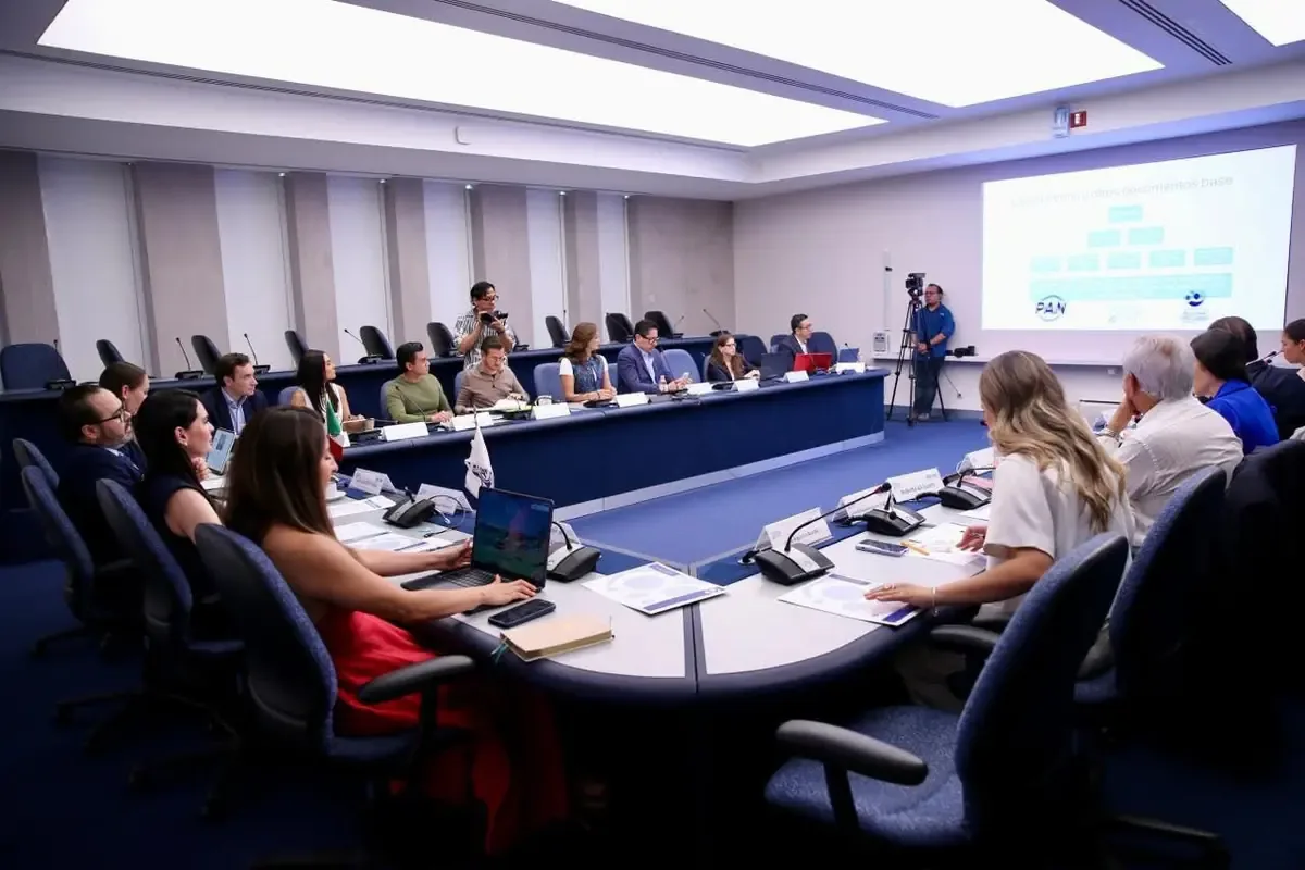 El foro busca recoger propuestas de militantes y especialistas sobre los retos medioambientales en Michoacán y el país.