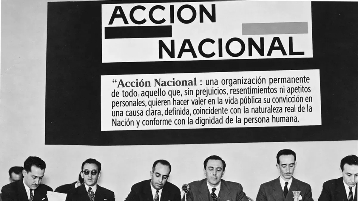 El Partido Acción Nacional enfrenta sus peores números históricos mientras planea su futuro político.