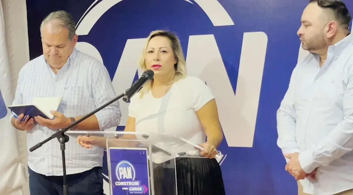 El Partido Acción Nacional comienza negociaciones con Verónica Ruffo, reforzando su posible participación en 2027.