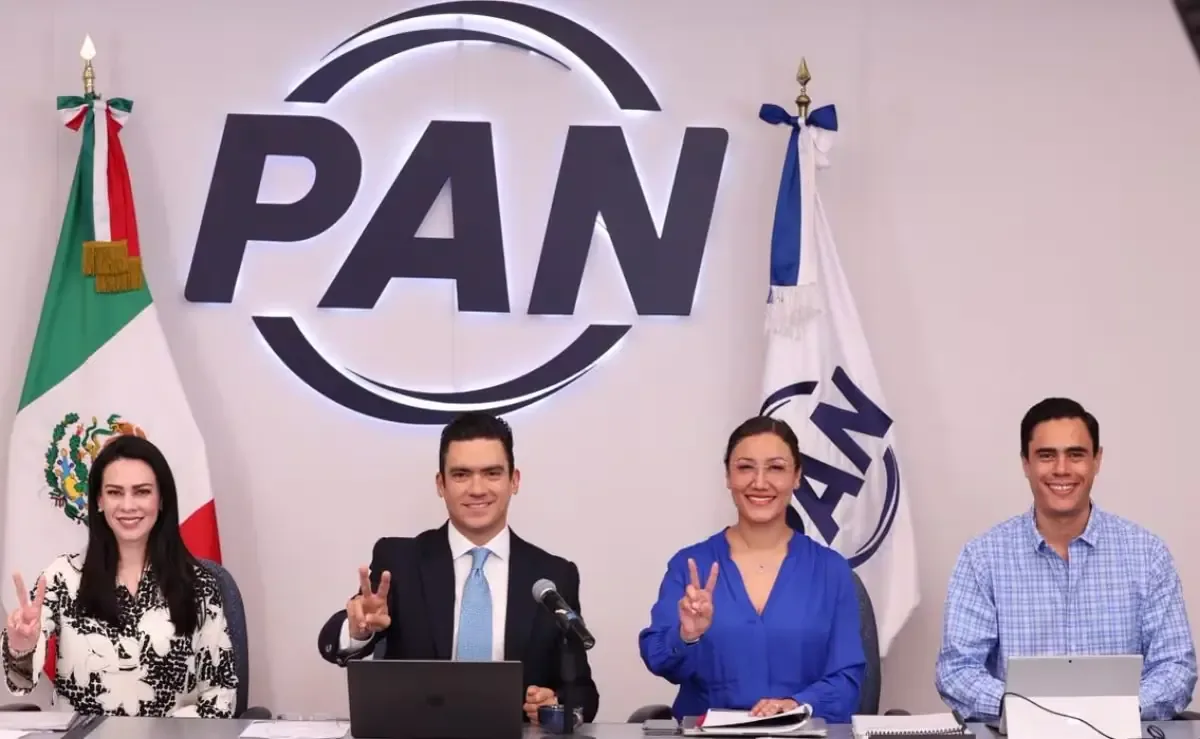 El líder panista destaca la necesidad de diálogo para decisiones estratégicas en las elecciones de 2027.