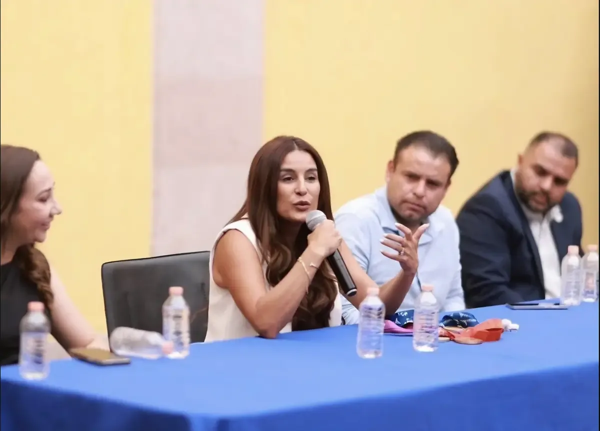 La diputada cuestiona la falta de transparencia en el manejo de recursos deportivos.