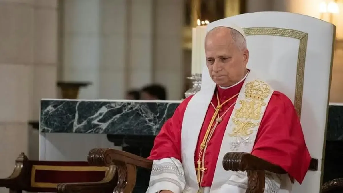 La salud del sumo pontífice mejora tras la operación, según el Vaticano.