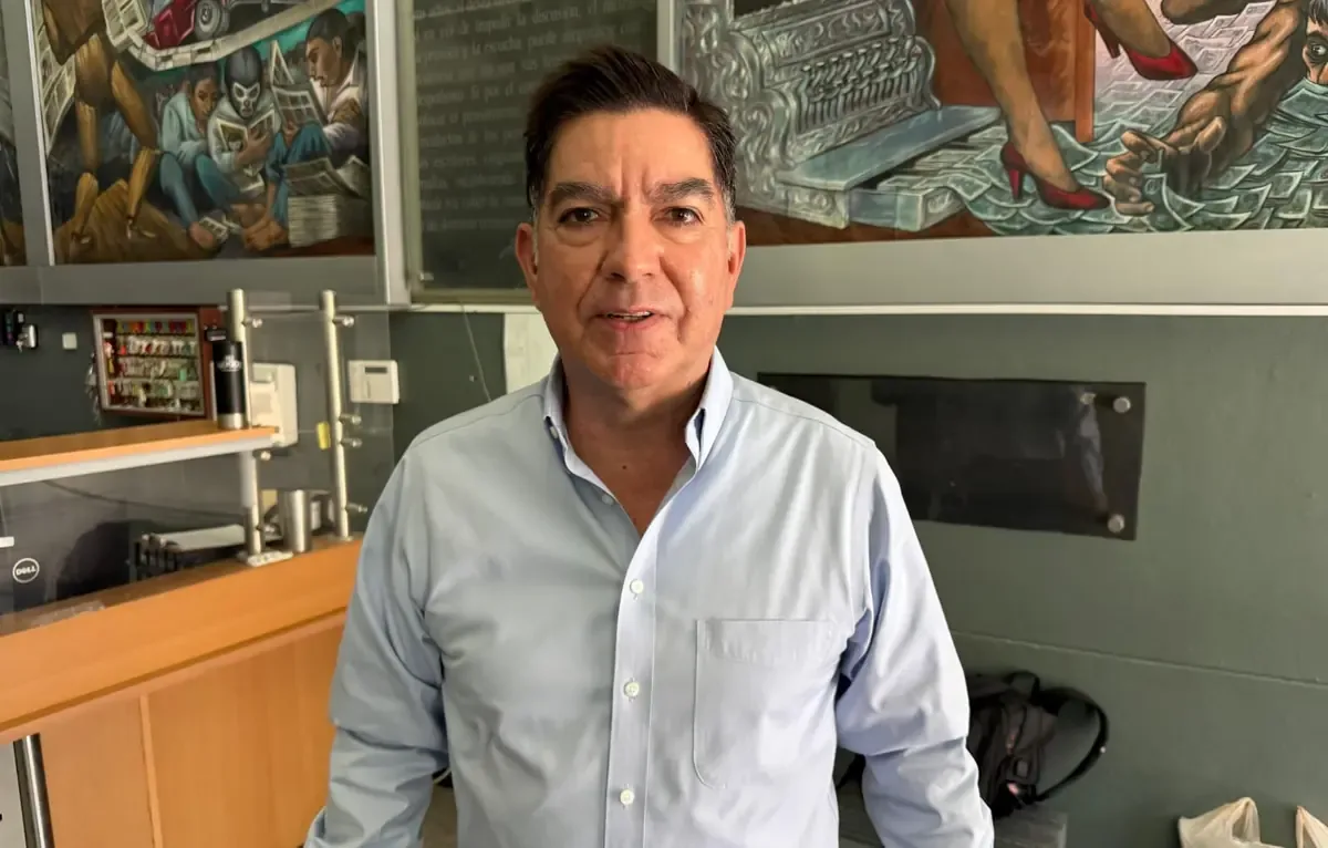 El diputado Octavio Borunda menciona propuestas modificadas antes de regresar el apoyo al PAN.