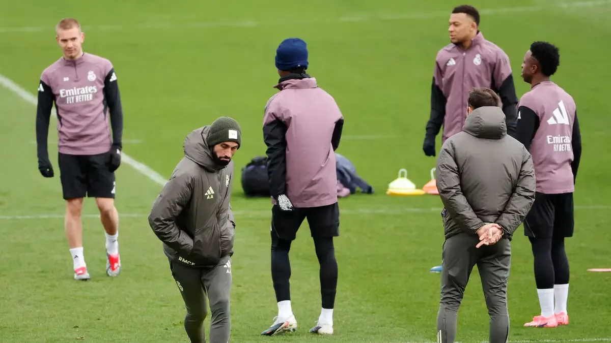 Pellegrino destaca la necesidad de precisión y valentía en su primer partido en el estadio blanco.