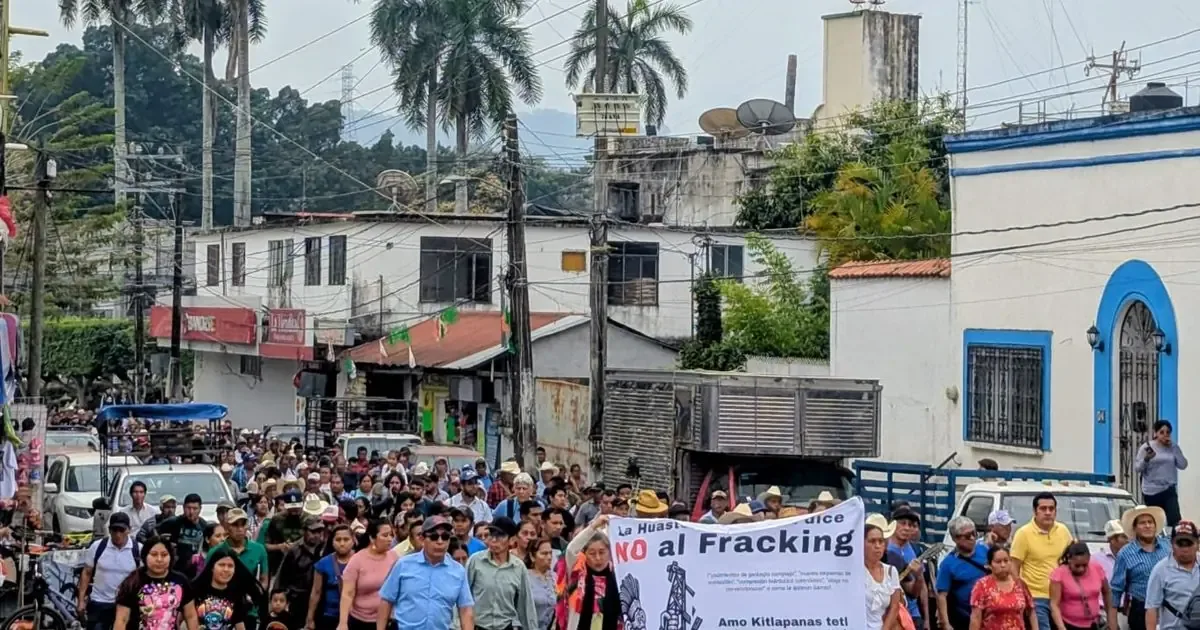 El plan de exploración de Pemex genera tensiones en comunidades indígenas y podría afectar recursos hídricos.