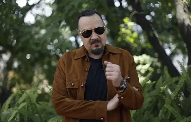 El disco “¡Que viva Antonio Aguilar!” busca preservar el legado musical del icónico charro mexicano.