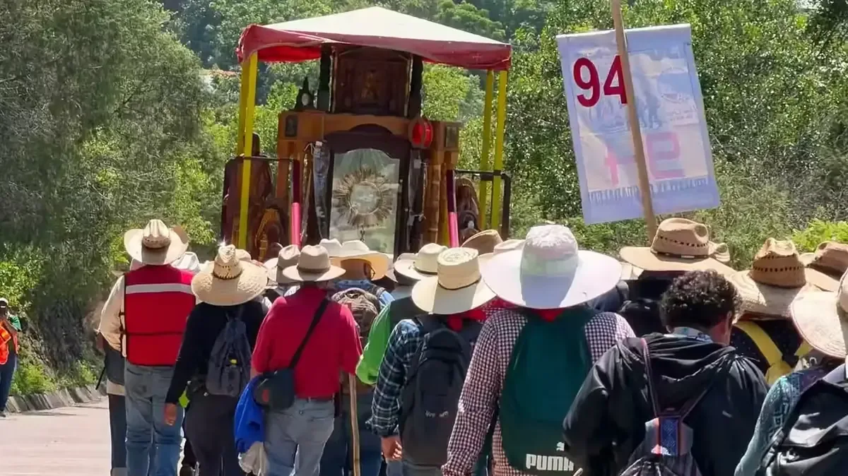 La jornada avanza con miles de peregrinos en honor a la resistencia cristera.