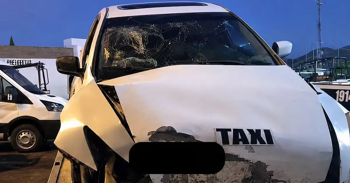 La policía local asegura un vehículo de alquiler y un arma tras una fuga de su conductor.