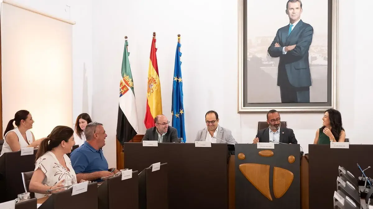 Este ambicioso plan busca mejorar infraestructuras en municipios de Cáceres.