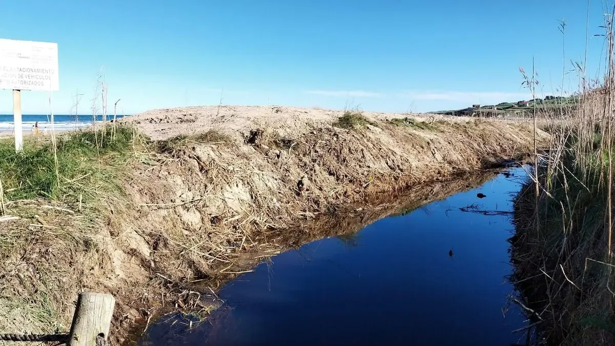 La protección del Parque Natural de Oyambre está en riesgo por decreto de autocaravanas.