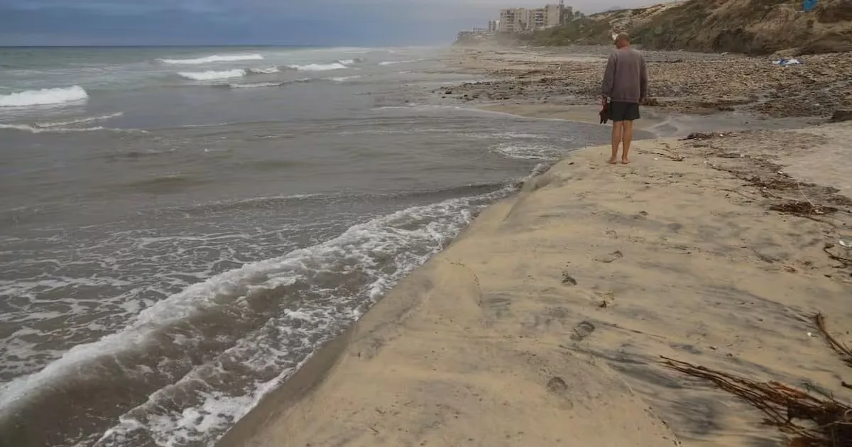 Playa contaminada en Tijuana muestra altos niveles de enterococos.