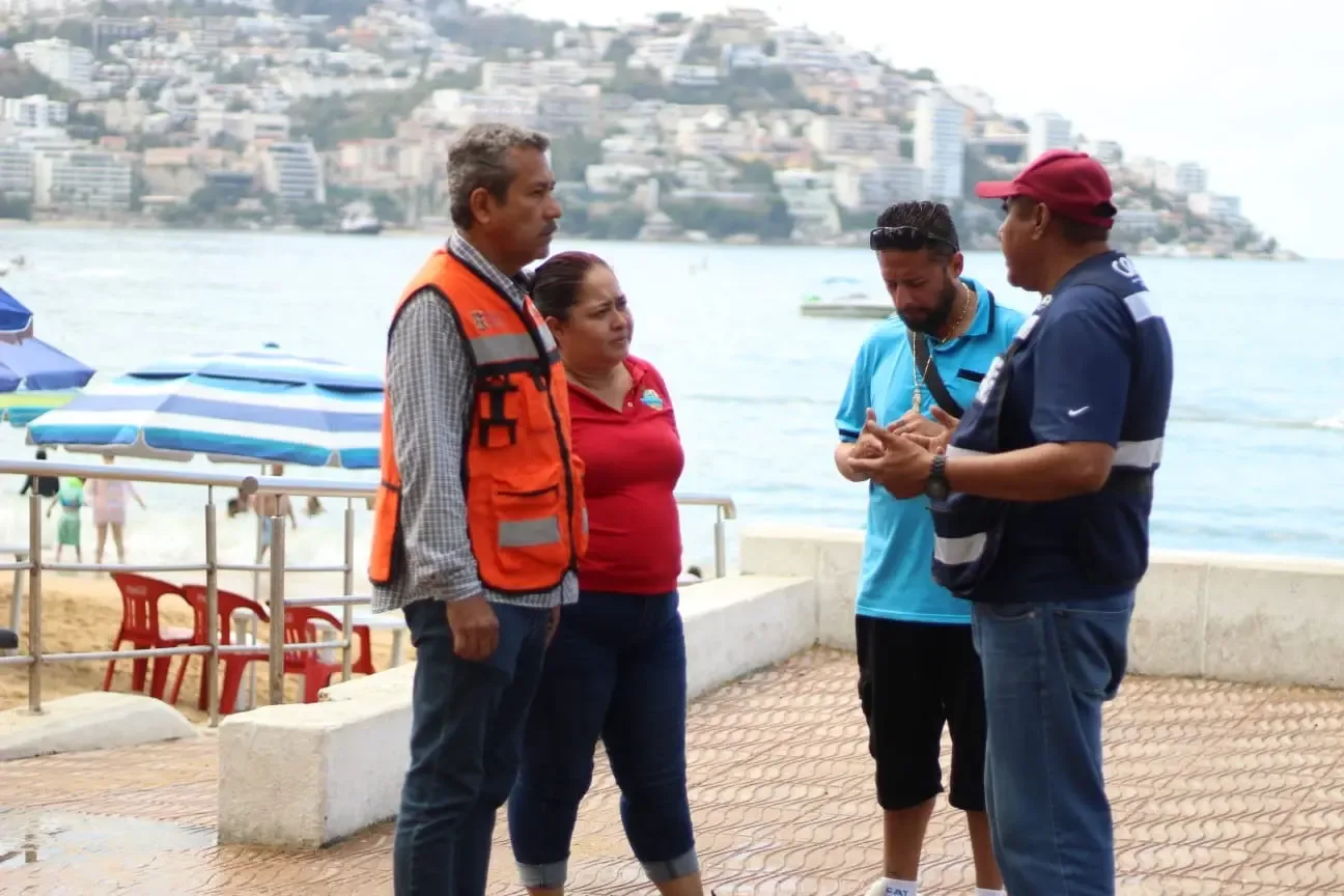 Playas de Acapulco limpias y seguras tras las lluvias de febrero de 2026.