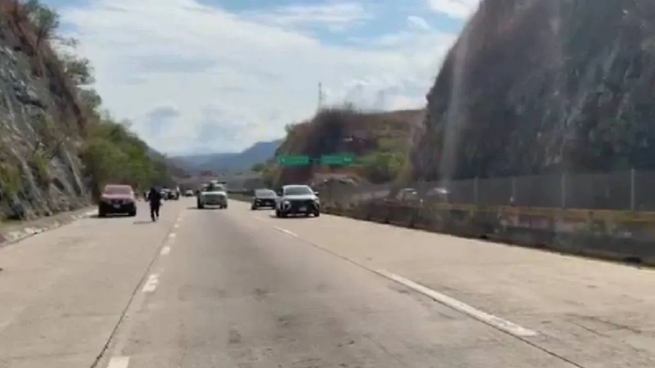 Pobladores en protesta exigen diálogo directo con la presidenta Claudia Sheinbaum.