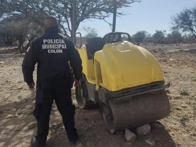Policía de Colón muestra el rodillo recuperado en San Vicente El Alto.