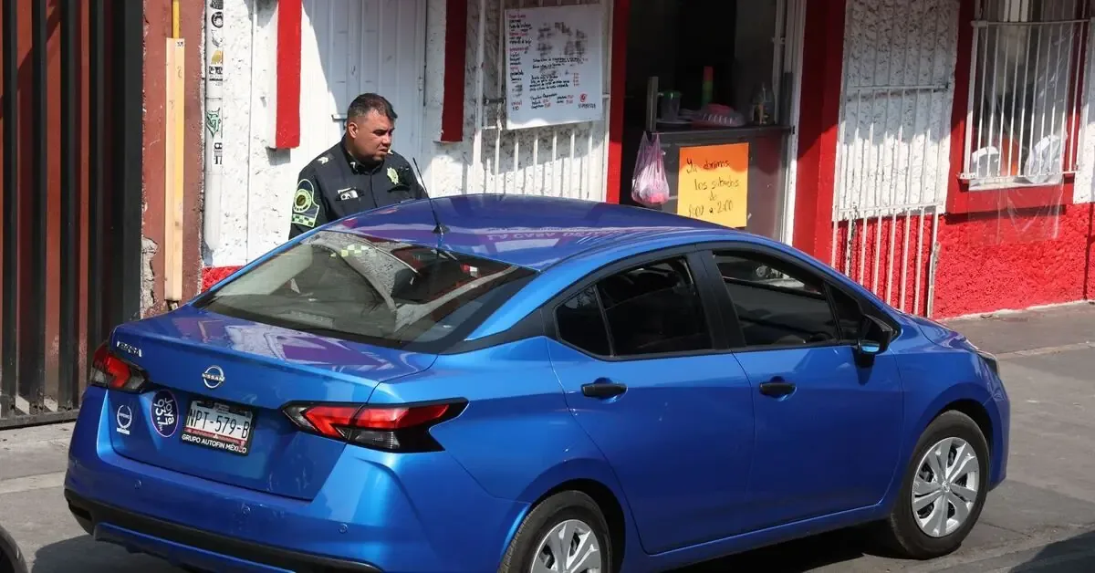 Los policías reciben nueva facultad para infraccionar en siete alcaldías, mejorando la movilidad y seguridad en la capital.