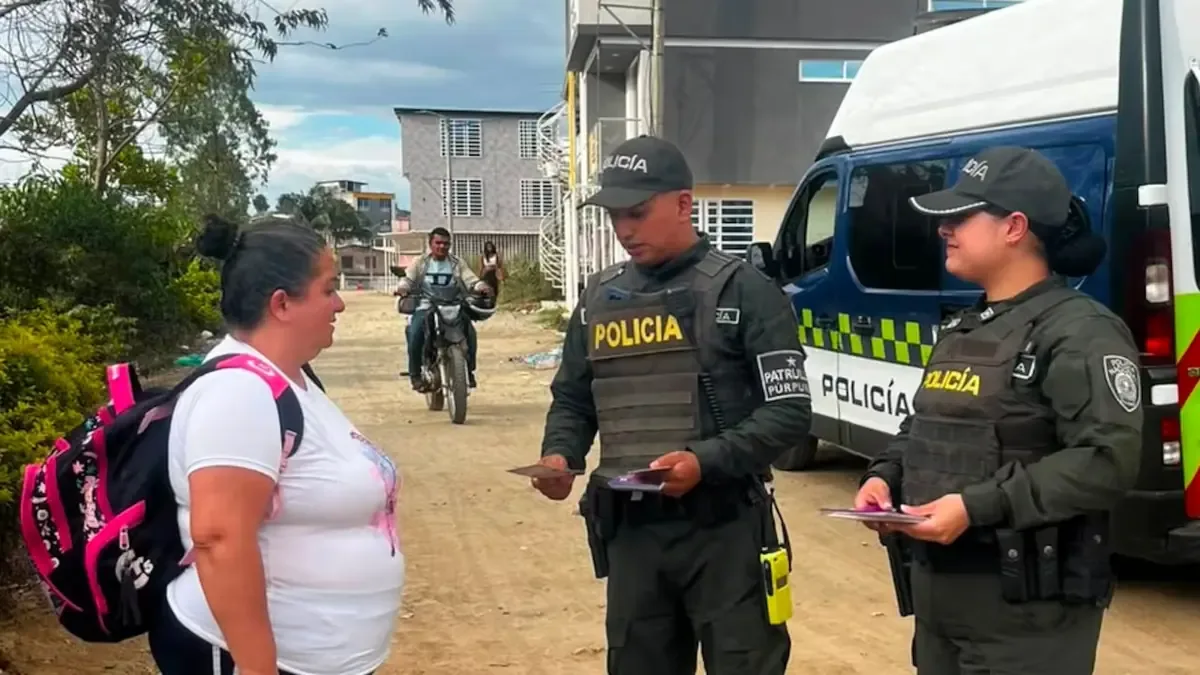 La iniciativa busca educar a jóvenes sobre la violencia de género y promover el respeto y la igualdad.
