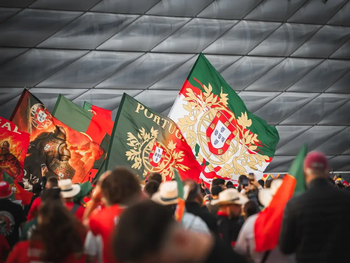 Con esta victoria, Portugal se mantiene invicto y clasifica a la siguiente etapa del torneo.