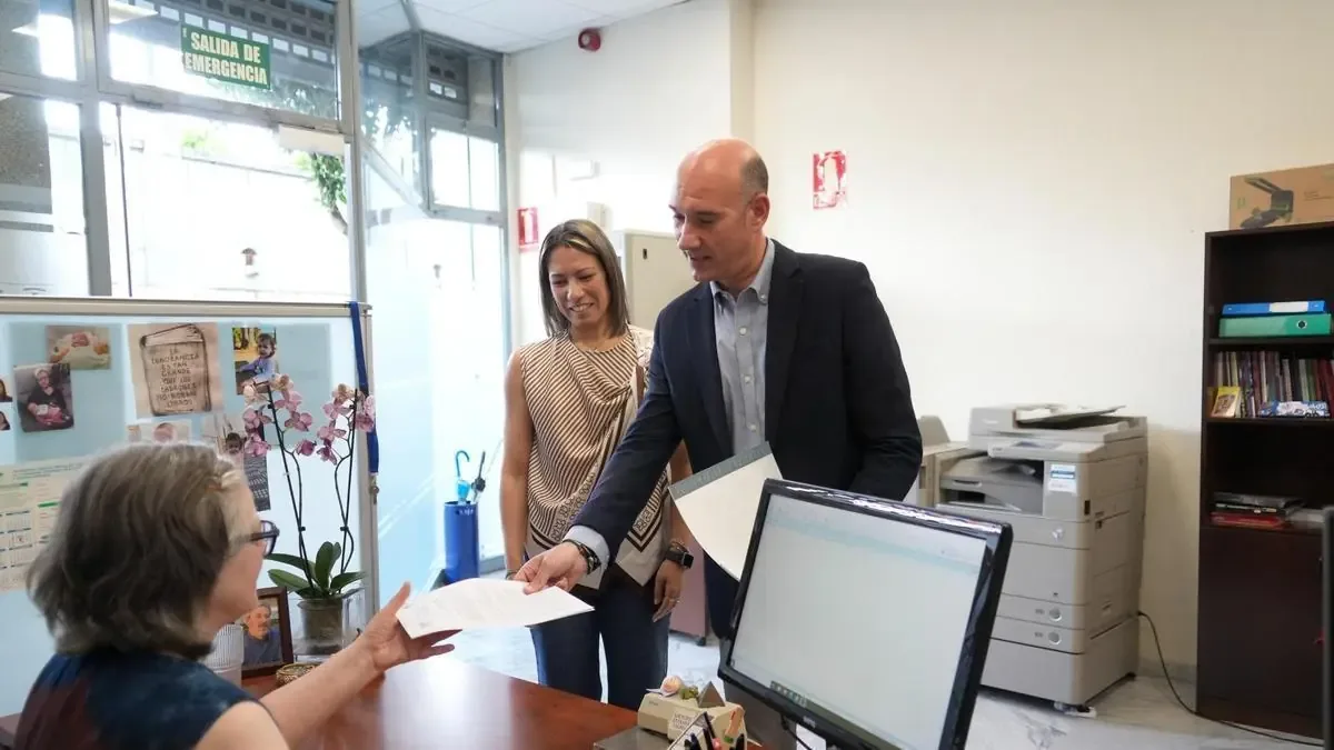 La propuesta busca que los ciudadanos decidan ante la crisis política actual.