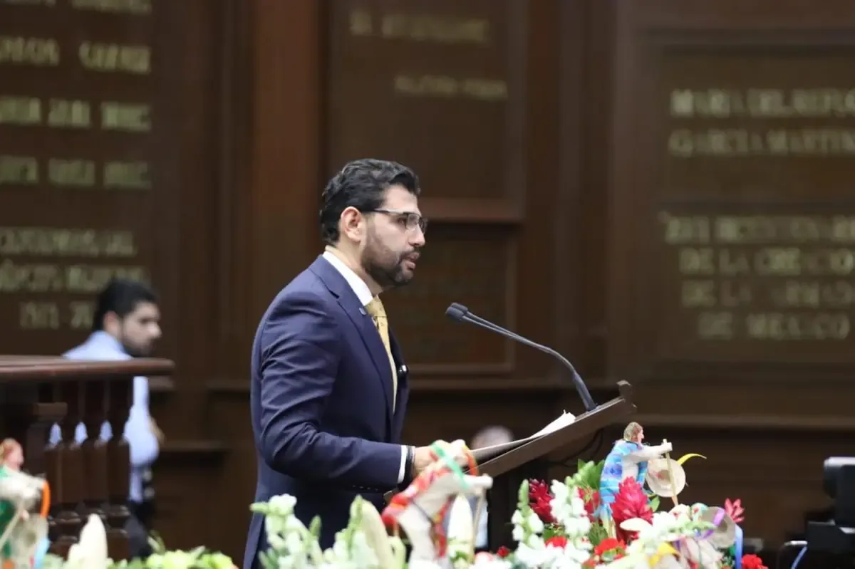 En su tercer año legislativo, el PRD enfatiza la urgencia de atender los problemas de Michoacán sin distracciones electorales.