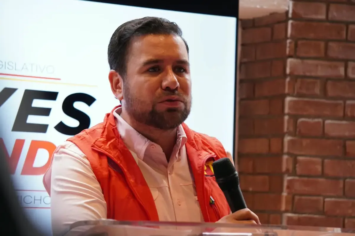 El polémico nombramiento aún depende de la renuncia de Carlos Torres Piña y el análisis de la Comisión de Justicia.